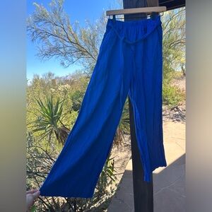 Vibrant Blue Wide-Leg Linen Pants